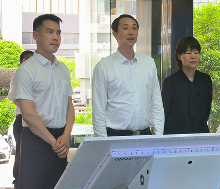 金华市委副书记、市长张健考察优尼家 关注人才与科技创新