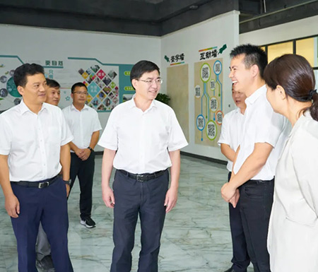 金华市委书记陈龙调研优尼家