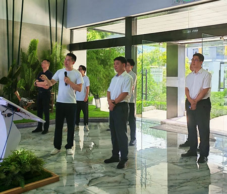 省人力社保厅副厅长张旭明调研我司，点赞人才队伍建设